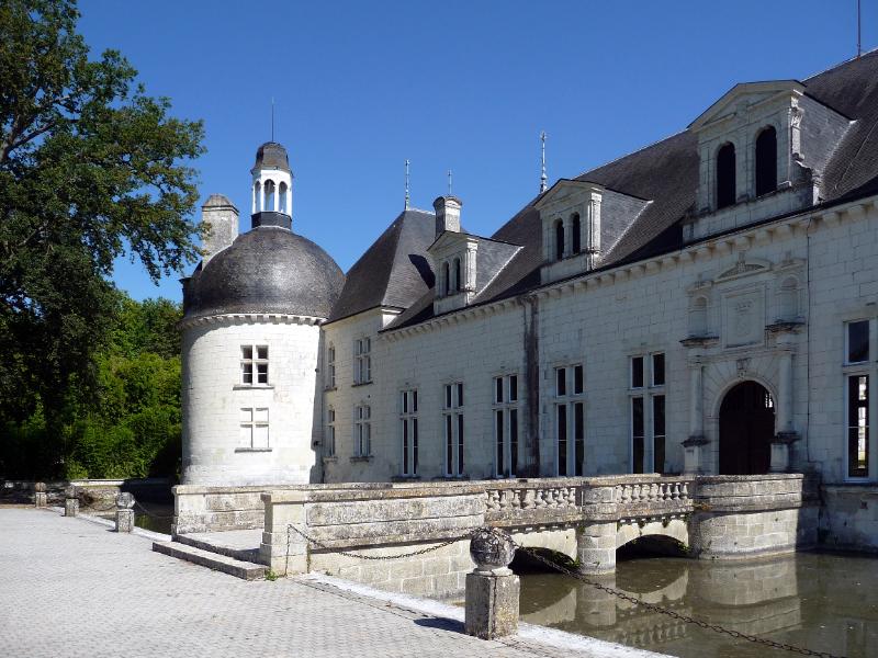 20100903-084_P1220552.JPG - da er in der Nähe seines Châteaus in Richelieu kein ähnliches Schloss duldete