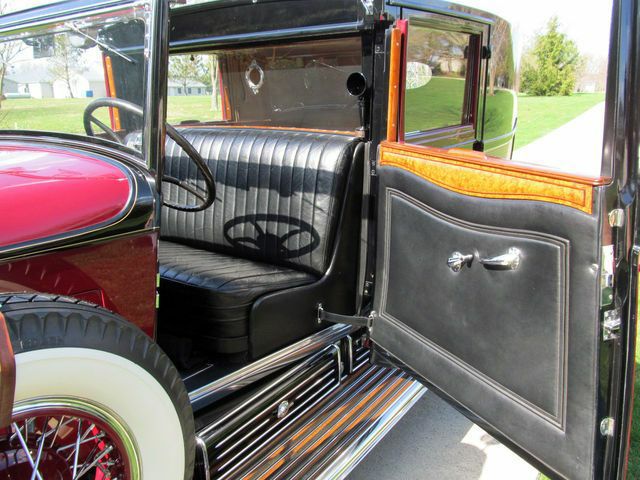 1931_Type-4264B_TownCar_Fleetwood_V16_PetersMotorcars_13.JPG - 1931 Type 426-B Town Car Fleetwood V16