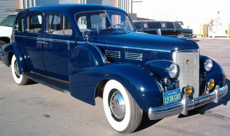 1938_75_5Pass_Sedan_09_eb_wright_calif_classics.jpg - 1938 Series 75 Imperial 5-Passenger Sedan