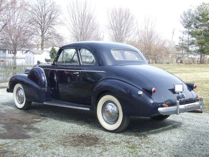 1939_61_Coupe_02_WindyCityAutoGallery_eb.jpg - 1939 Series 61 Coupe