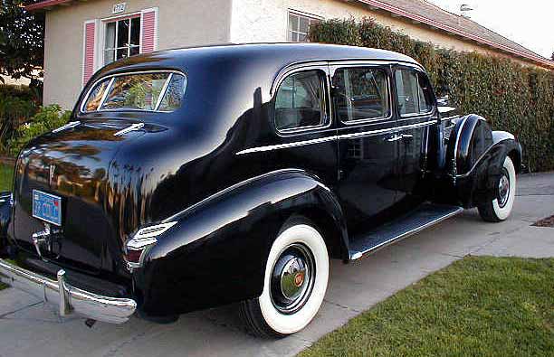 1939_75_02.jpg - 1939 Series 75 Sedan