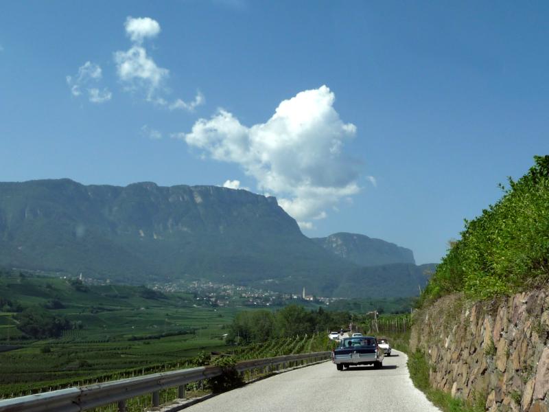 6000_P1200780.JPG - Am Nachmittag fahren wir über Bozen zurück