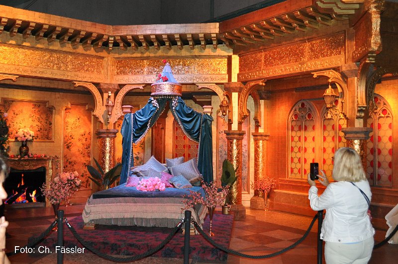 29-075_DSC_4007a.jpg - Chantal im Märchenland