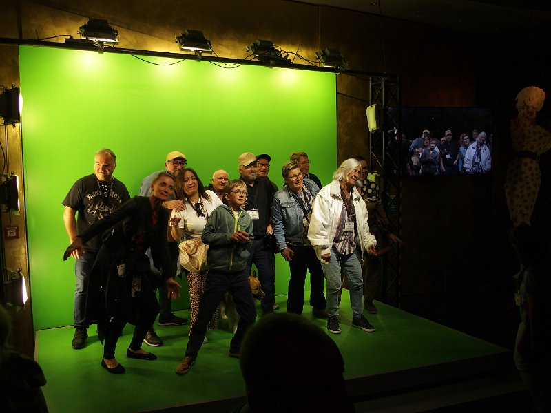 29-090_P8294965.JPG - Der Green Screen macht's möglich