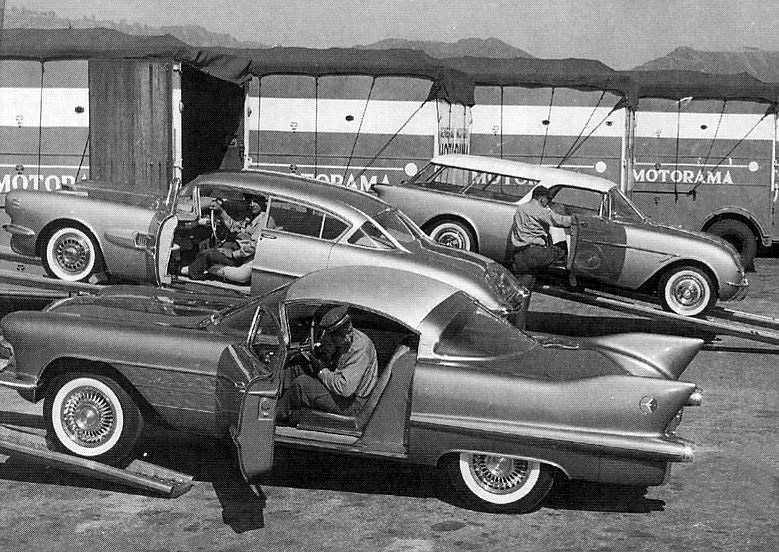 1954_Cadillac_El-Camino_Dream_Car_04.jpg - 1954 El Camino
