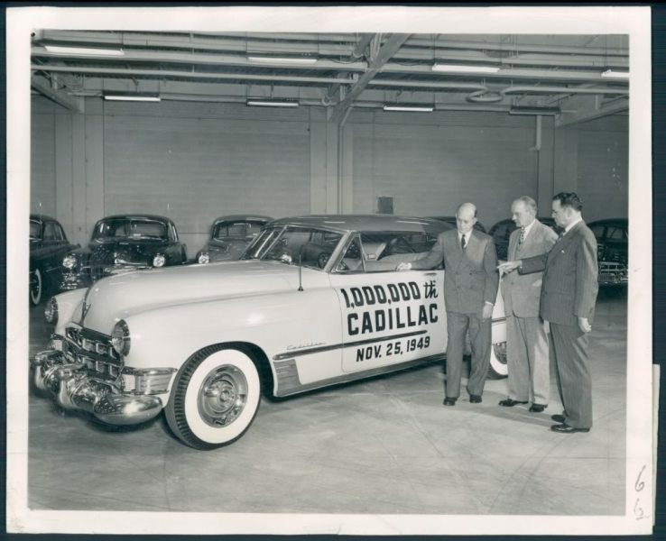 1949_Millionth_Cadillac_01_eb.jpg - 1949 Millionster Cadillac
