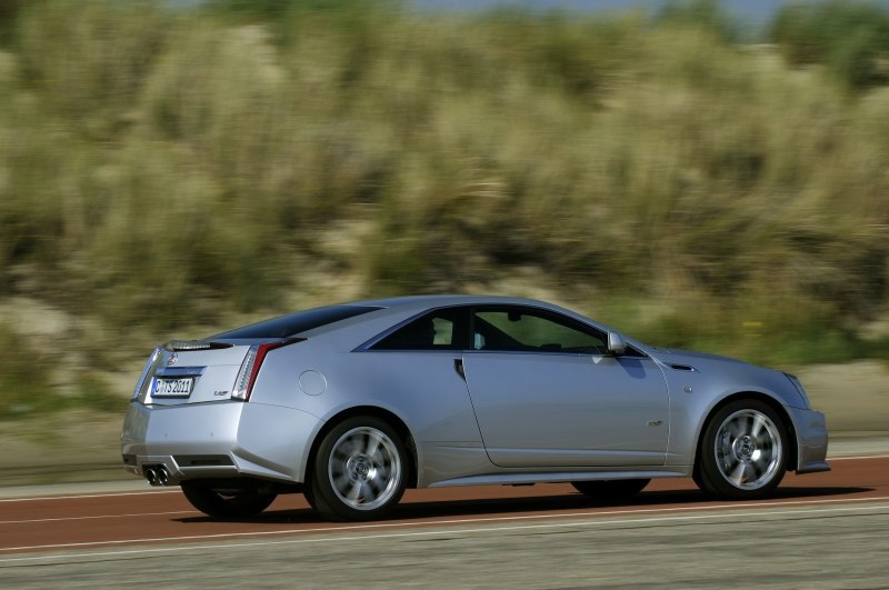 2011_CTS-V_Coupe_020.jpg - [de]2011 CTS-V Coupe[en]2011 Cadillac CTS-V Coupe