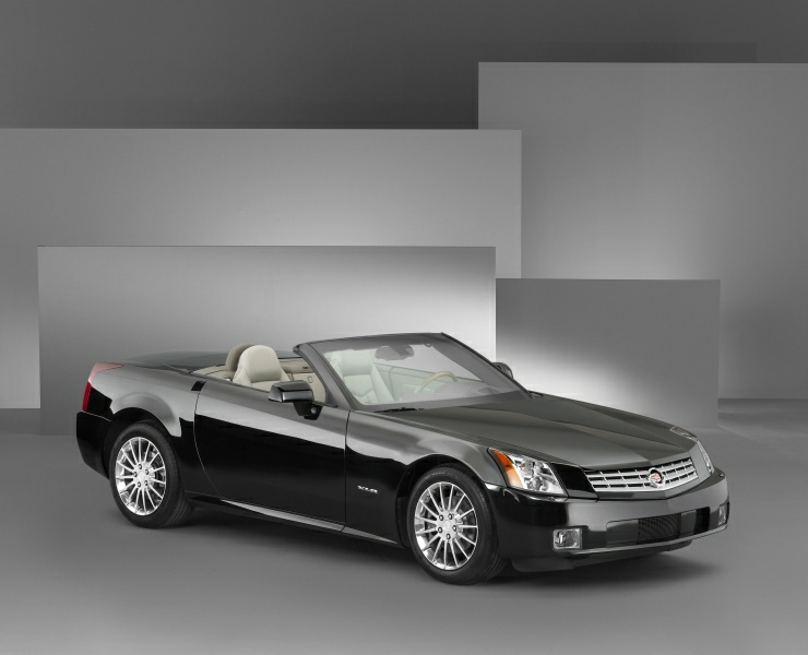 2004_XLR_X04SV-CA015.jpg - 2004 XLR