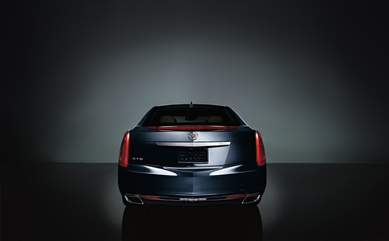 2013_XTS_03122.jpg - 2013 Cadillac XTS Premium Collection