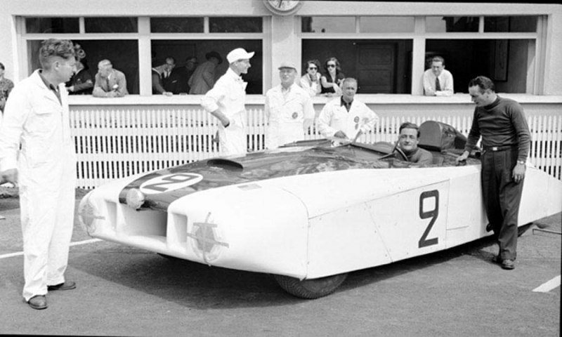 Le-Monstre-pre-race.jpg - 1950 Le Mans, Le Monstre