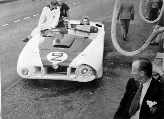 lemans30.jpg - 1950 Le Mans, Le Monstre Boxenstop