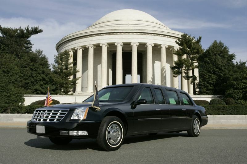 2006_DTS_Presidential_X06SV-CA008.jpg - 2006 Cadillac DTS Presidential Limousine